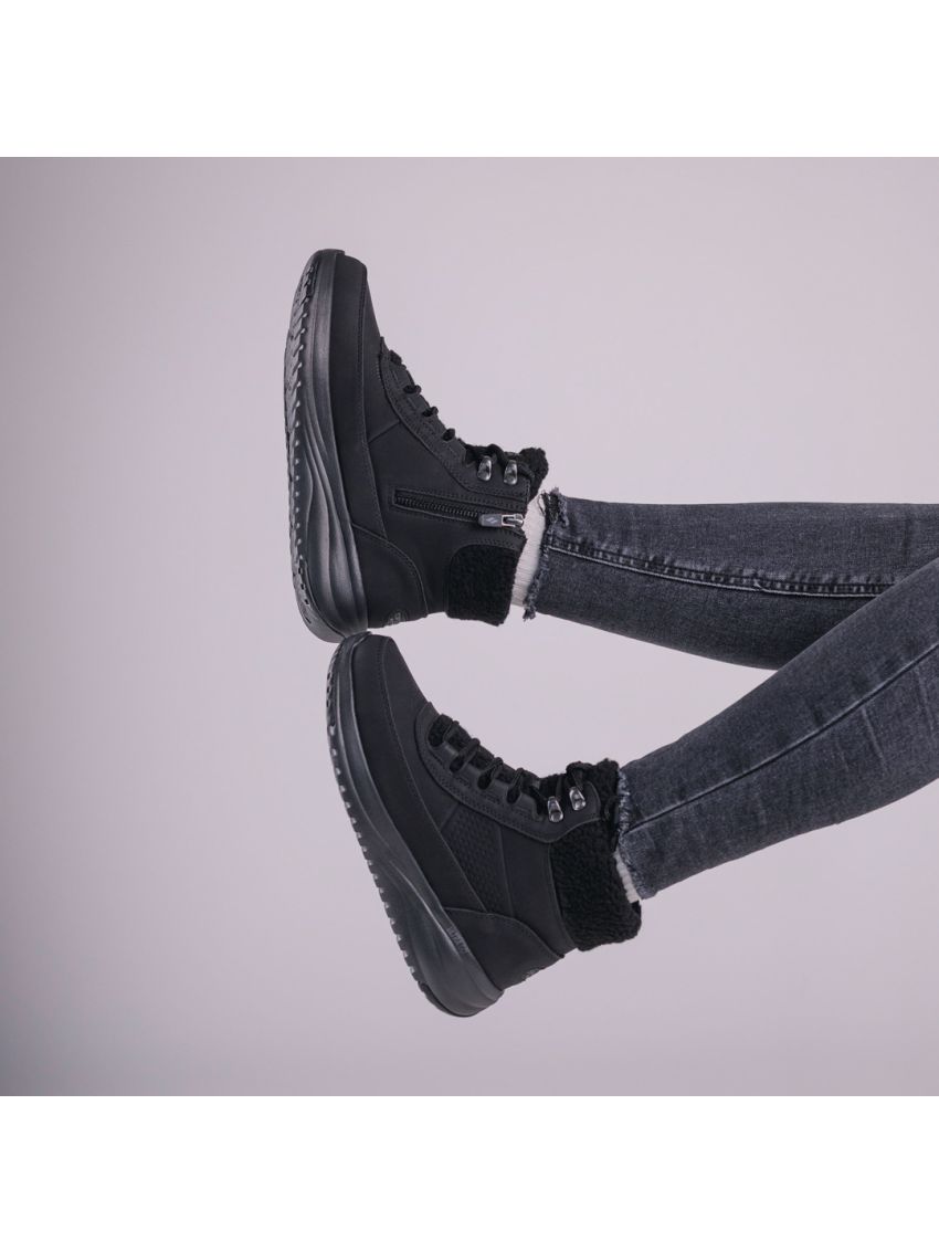 Skechers On The Go Stellar Alpine Adventure  144756-BBK