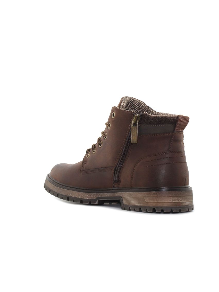 Wink - Thum marou bărbați pentru drumeții