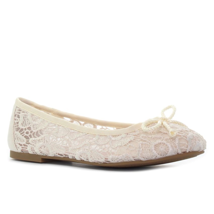 Tamaris törtfehér csipkés női bebújós cipő