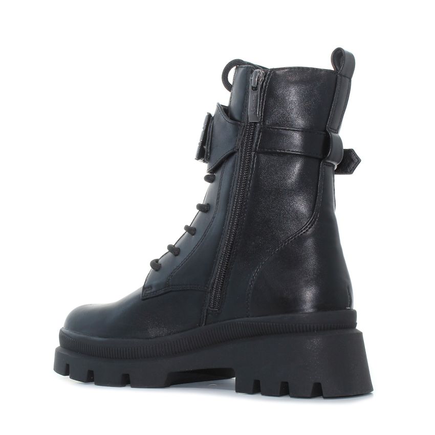 Tamaris fekete női bakancs