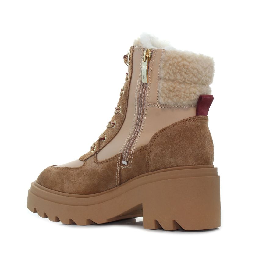 Tamaris barna női bakancs