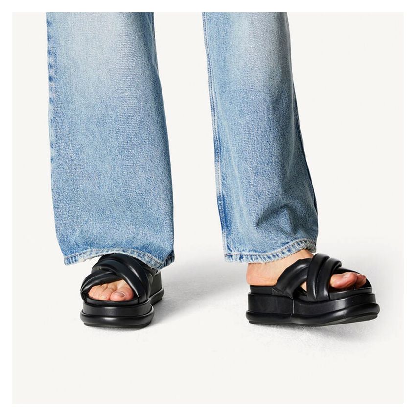 Tamaris fekete női platform papucs