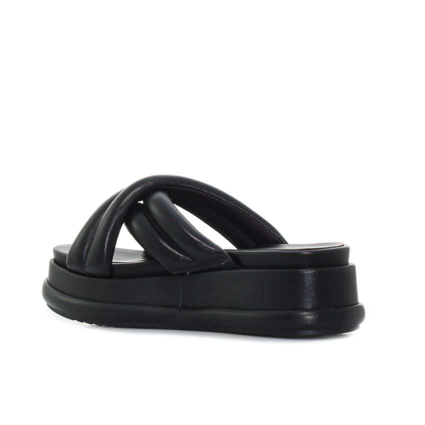 Tamaris fekete női platform papucs