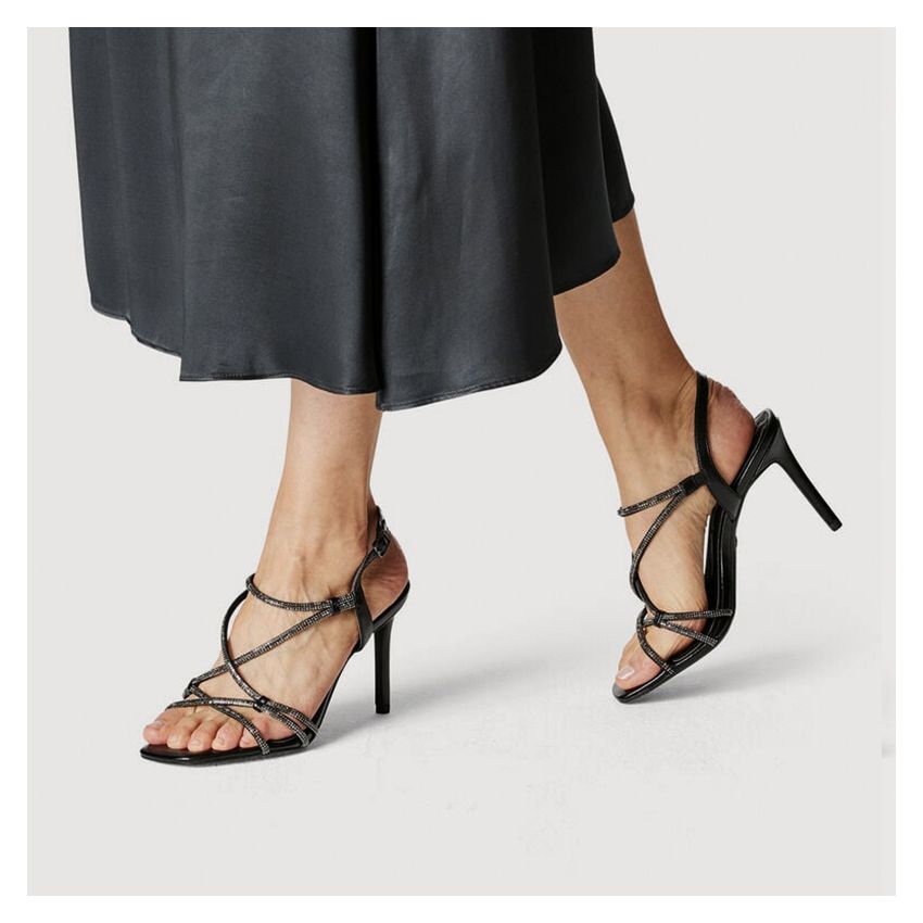 Tamaris fekete női magassarkú