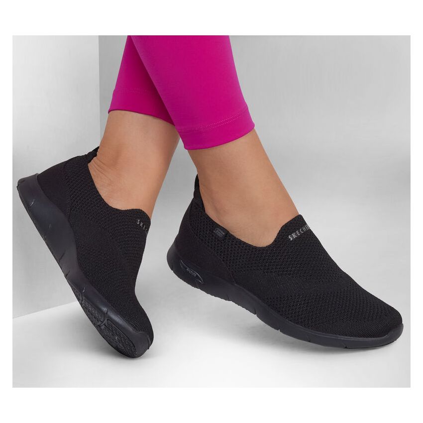 Skechers Arch Fit Refine - Iris fekete női bebújós cipő