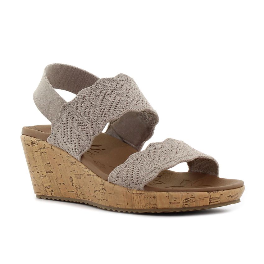 Skechers Beverlee - Timeless Touch bézs női éktalpú szandál