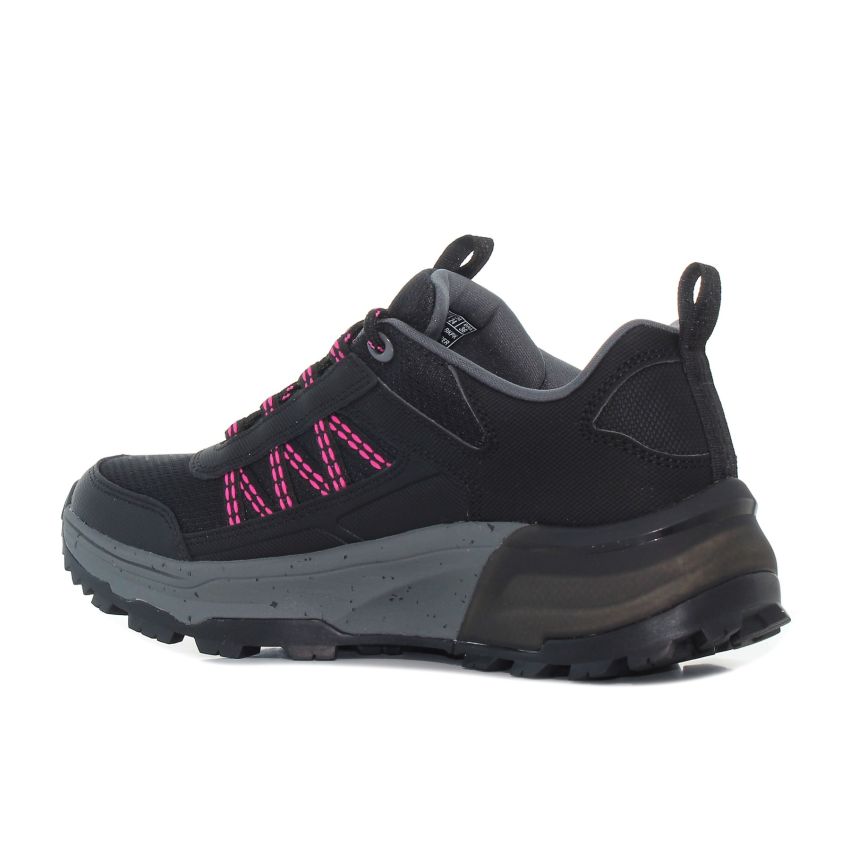 Skechers Max Protect Legacy fekete női cipő