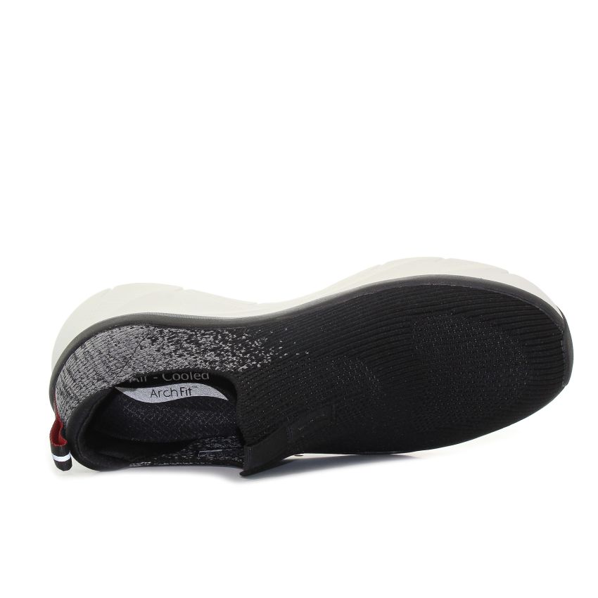 Skechers Arch Fit D'Lux - Key Journey fekete férfi bebújós cipő