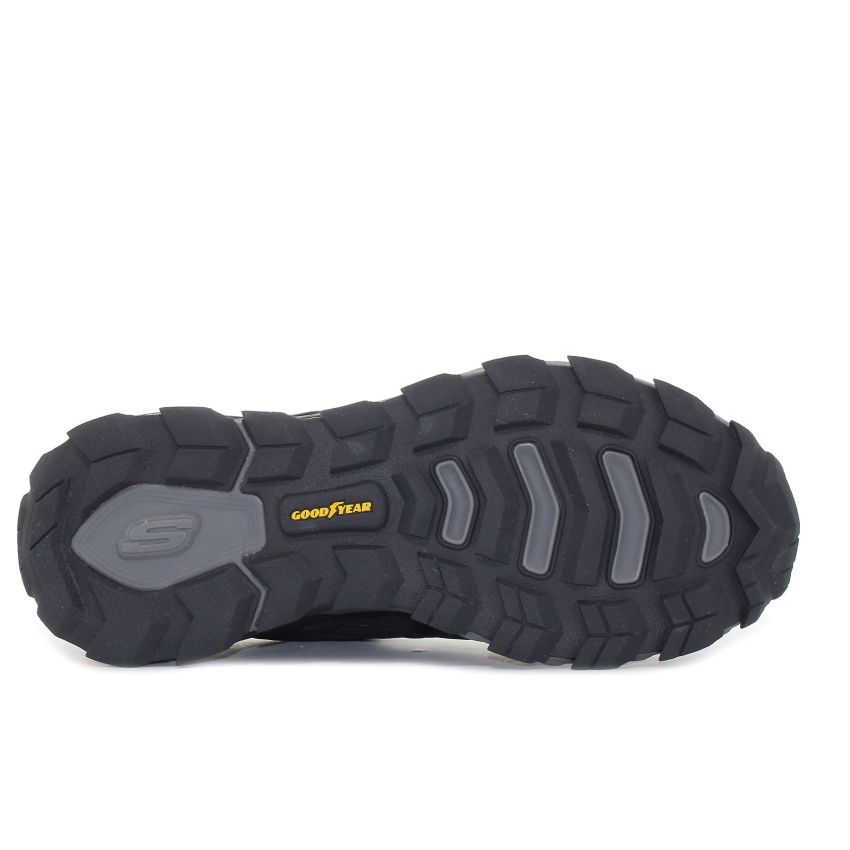 Skechers Max Protect - Warden fekete vízlepergető férfi cipő