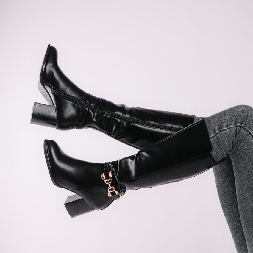 Yolera - Sandra fekete női magasszárú csizma