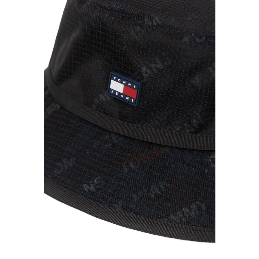 Tommy Hilfiger fekete sapka