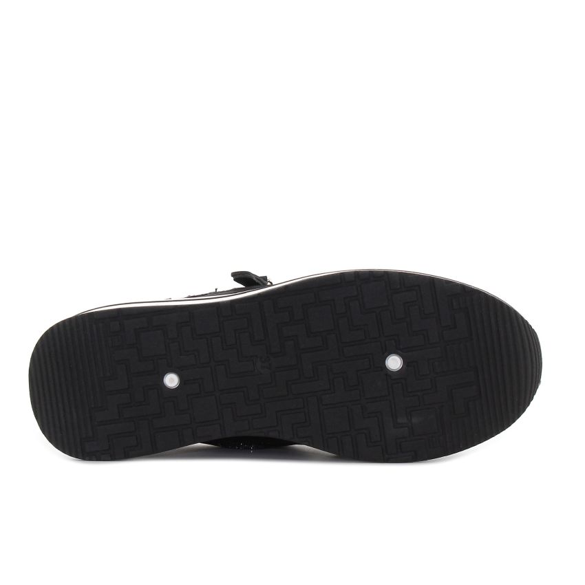 Yolera - Diara fekete női cipő