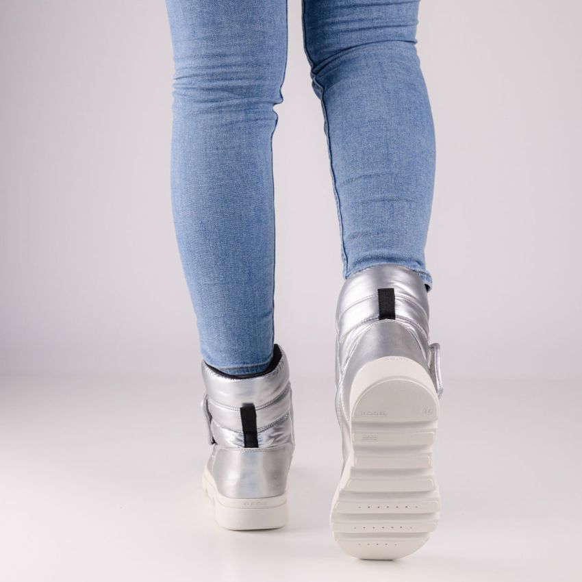 Geox J Willaboom ezüst gyerek csizma