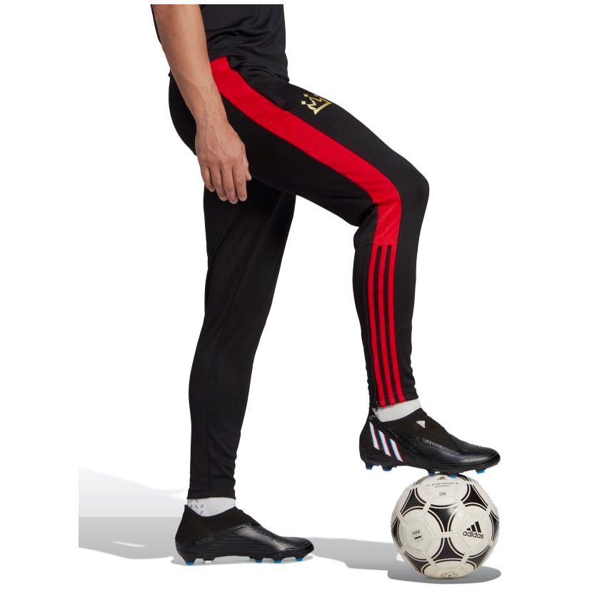 Adidas Salah fekete férfi nadrág