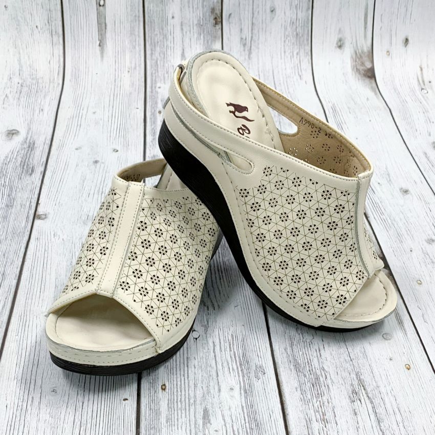 Bosido Maree bézs női papucs