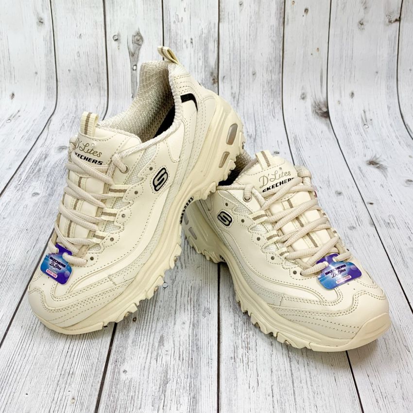 Skechers D'Lites - Fresh Star törtfehér női cipő