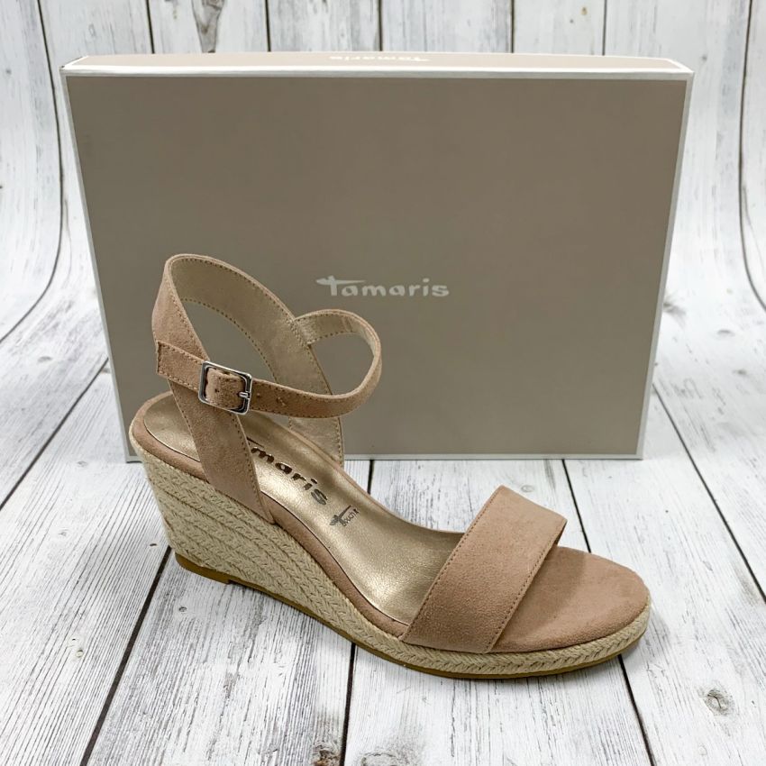 Tamaris nude női éktalpú szandál