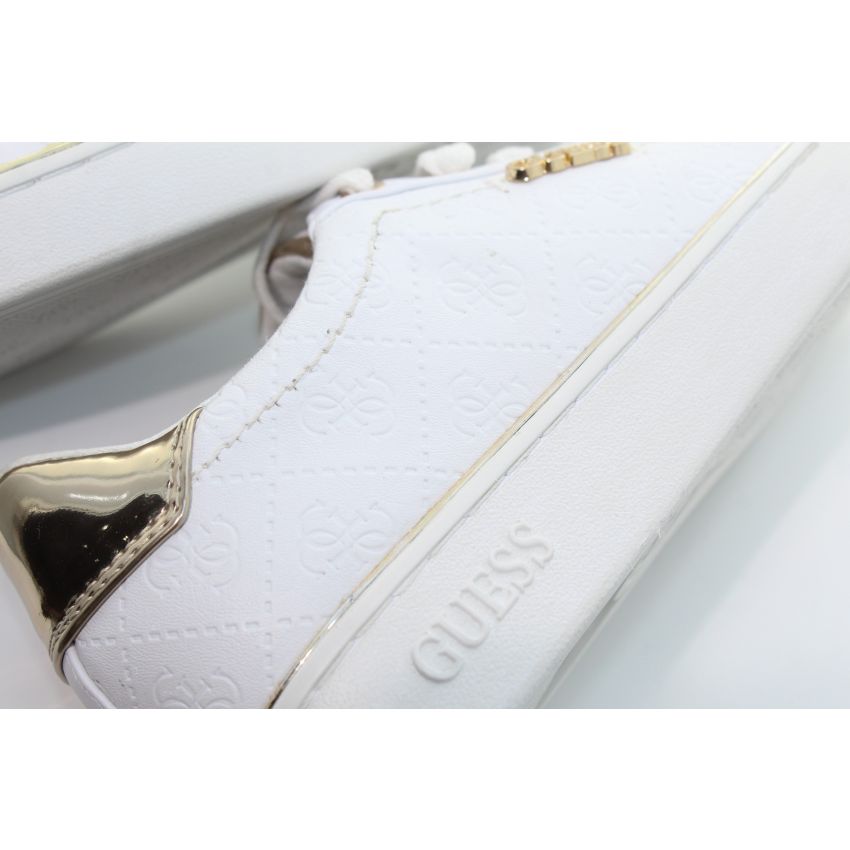Guess Beckie fehér női cipő (értékcsökkentett)