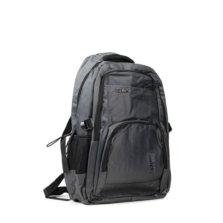 Grace - Z szürke hátizsák