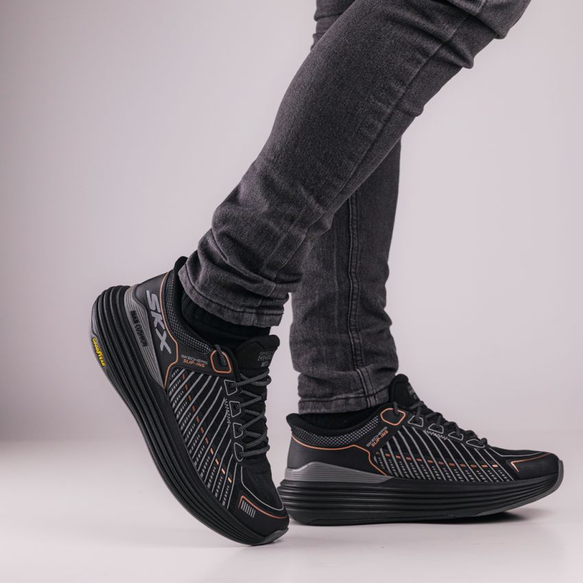 Skechers Slip-Ins - Max Cushioning Suspension - Nitevizn fekete férfi cipő