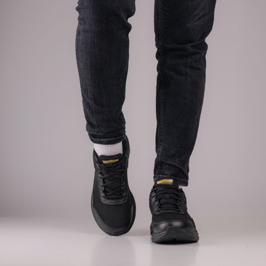 Skechers Vapor Foam - Veiko fekete vízlepergető férfi cipő