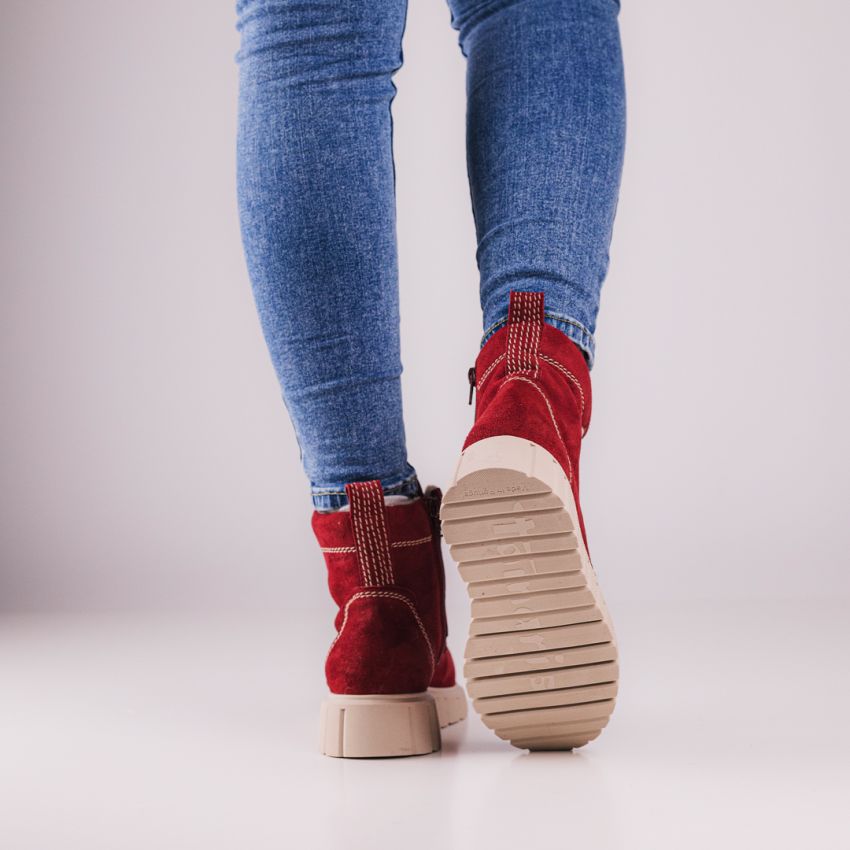 Tamaris bordó női bakancs