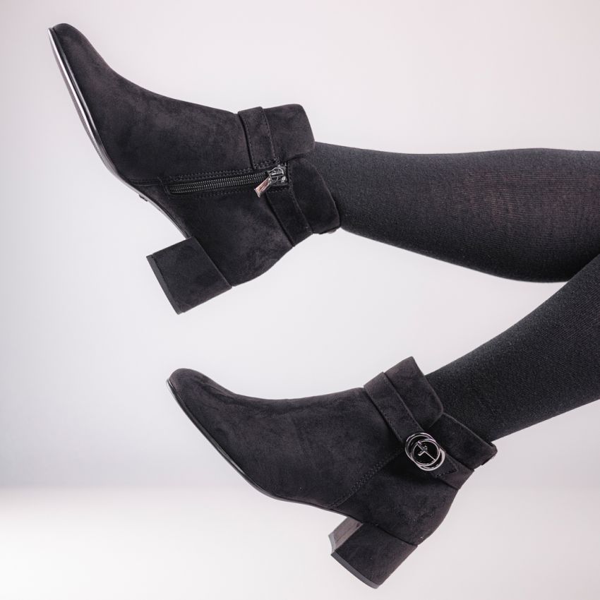 Tamaris fekete női bokacsizma