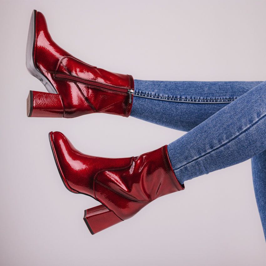 Tamaris bordó női bokacsizma