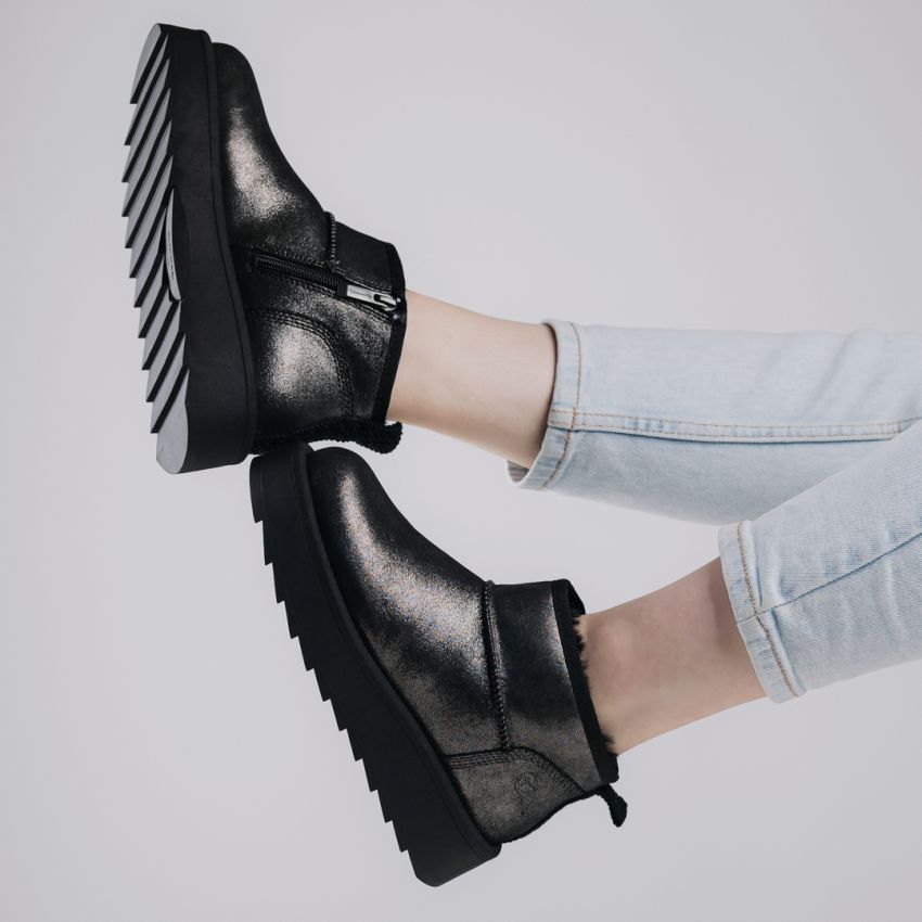 Tamaris fekete női bokacsizma