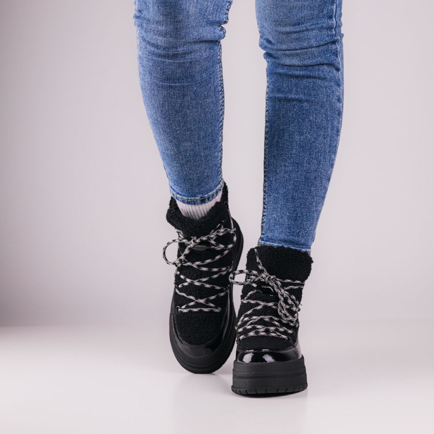 Tamaris fekete női bokacsizma