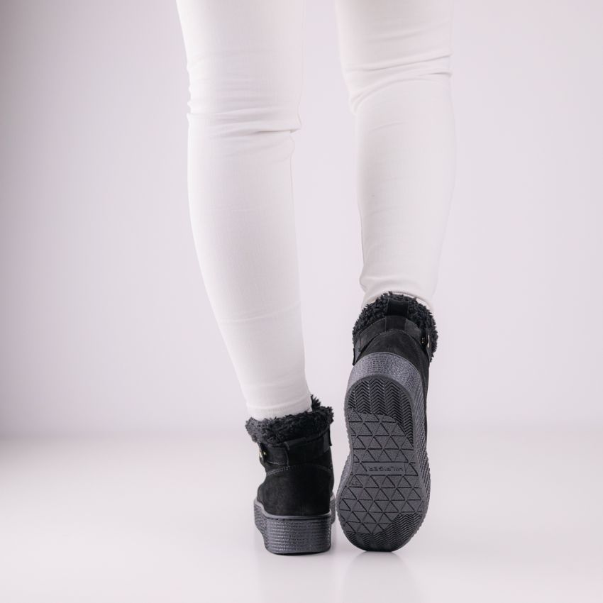 Tommy Hilfiger Faux Fur Nubuck fekete bélelt női cipő