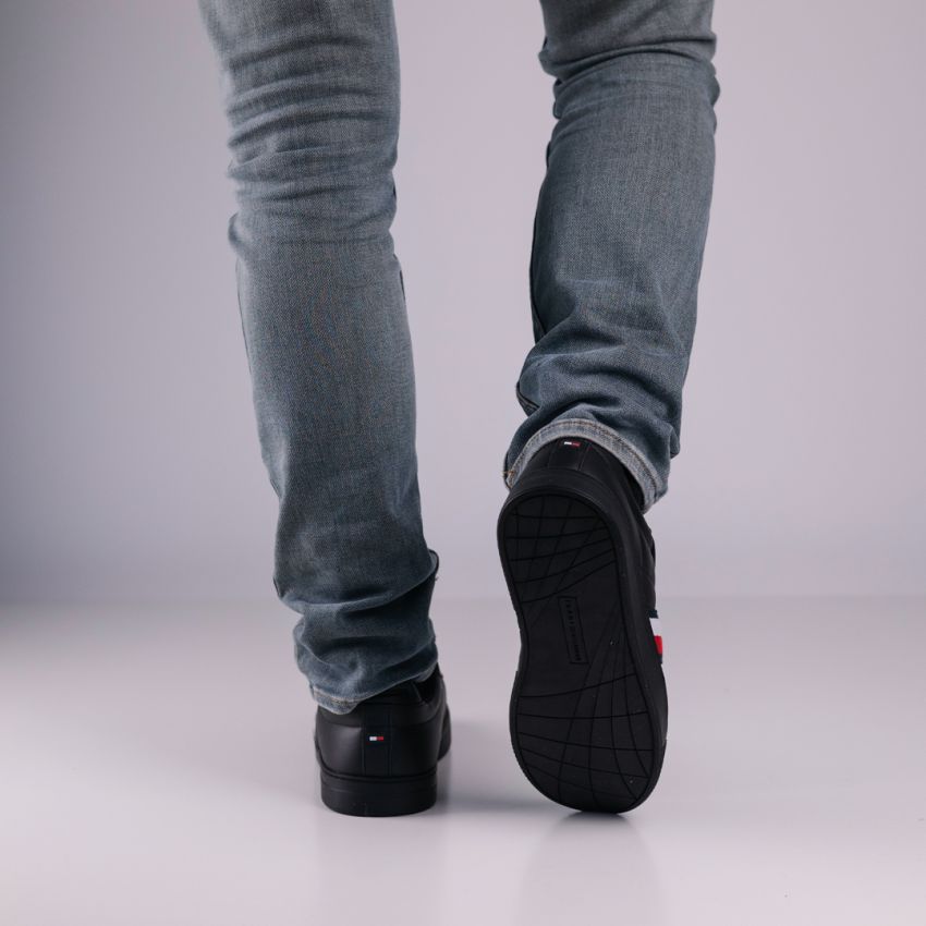 Tommy Hilfiger Icon Court fekete férfi cipő