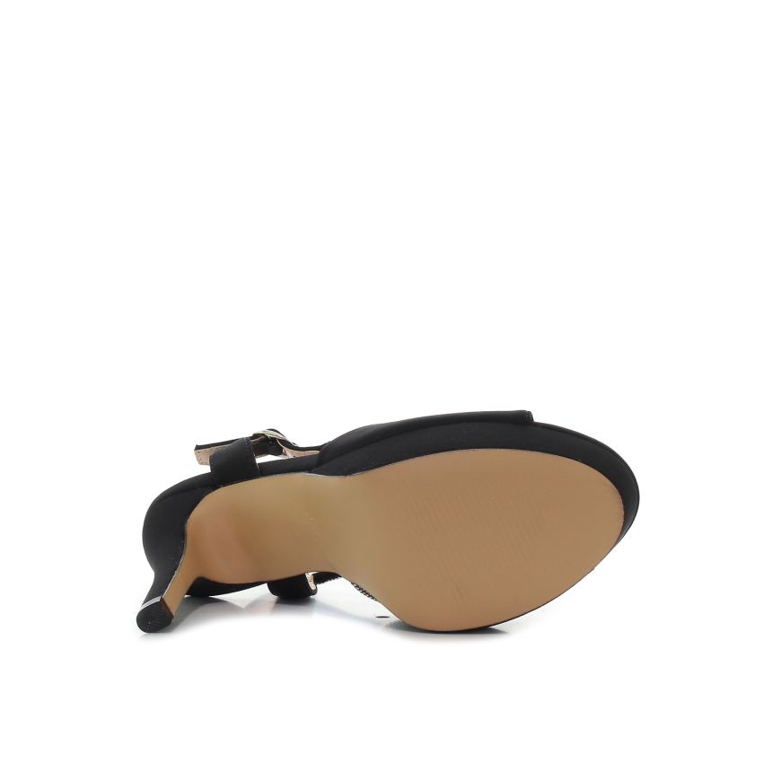 Bosido Dorina fekete női magassarkú