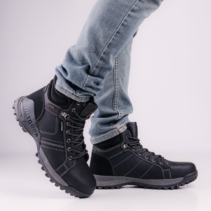 Emaks Outdoor D fekete férfi bakancs