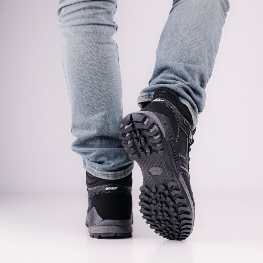Emaks Outdoor D fekete férfi bakancs