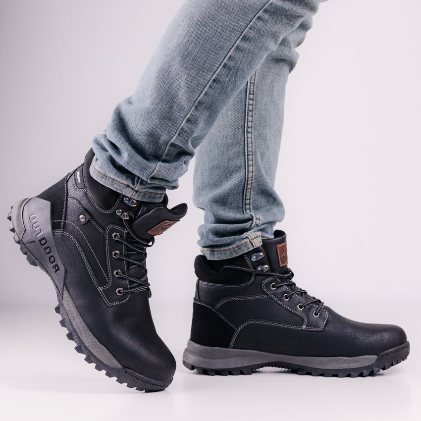 Emaks Outdoor - Strike fekete férfi bakancs