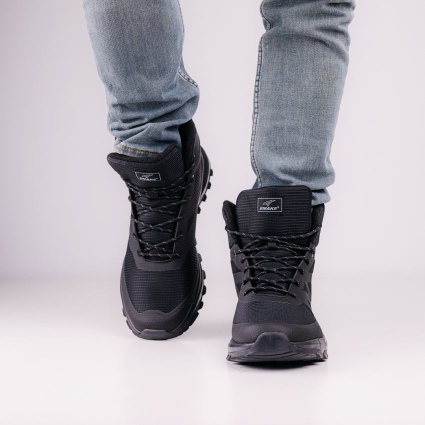 Emaks Outdoor - Pulse Max fekete vízlepergető férfi bakancs