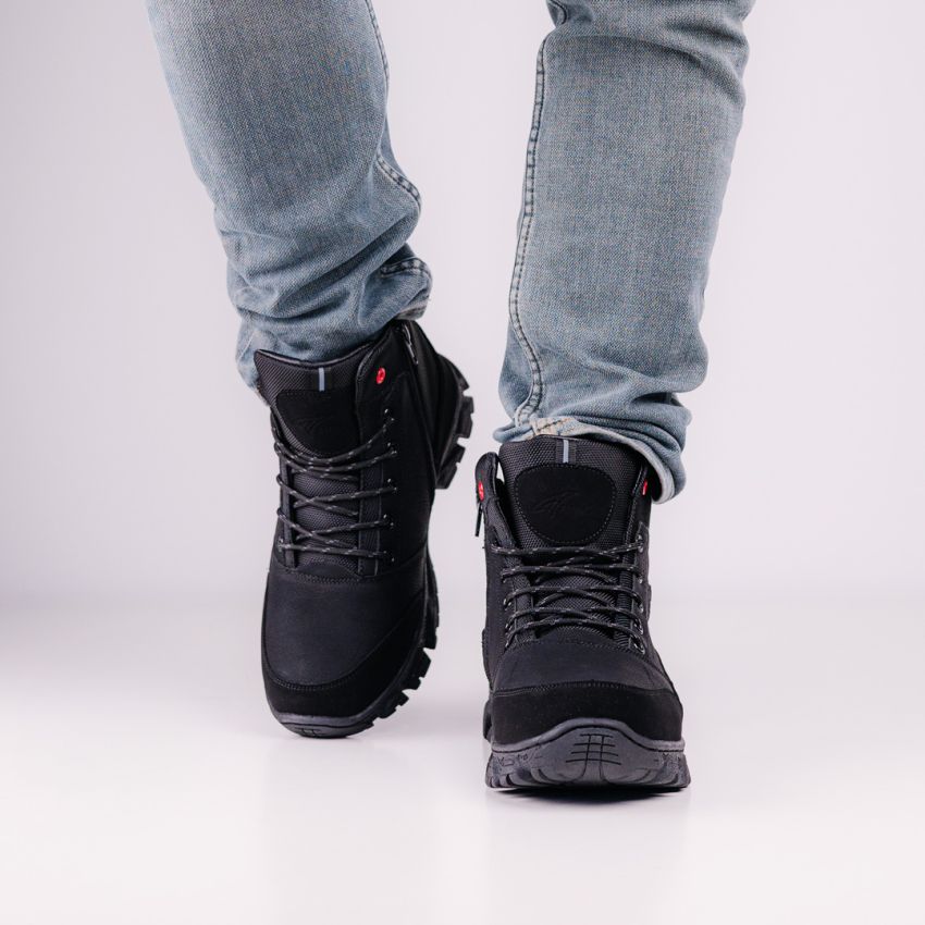 Emaks Outdoor - Protector fekete férfi bakancs