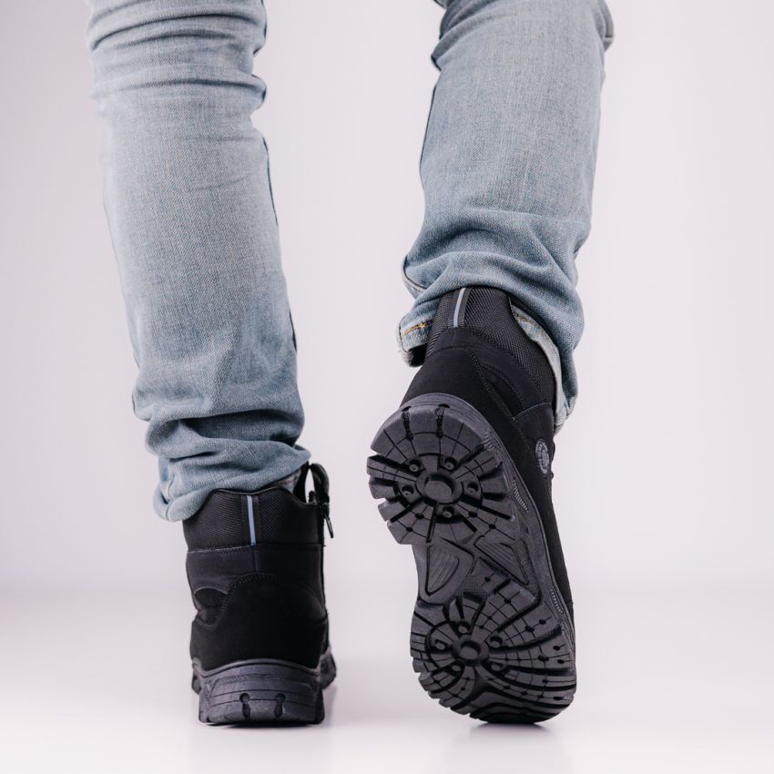 Emaks Outdoor - Protector fekete férfi bakancs