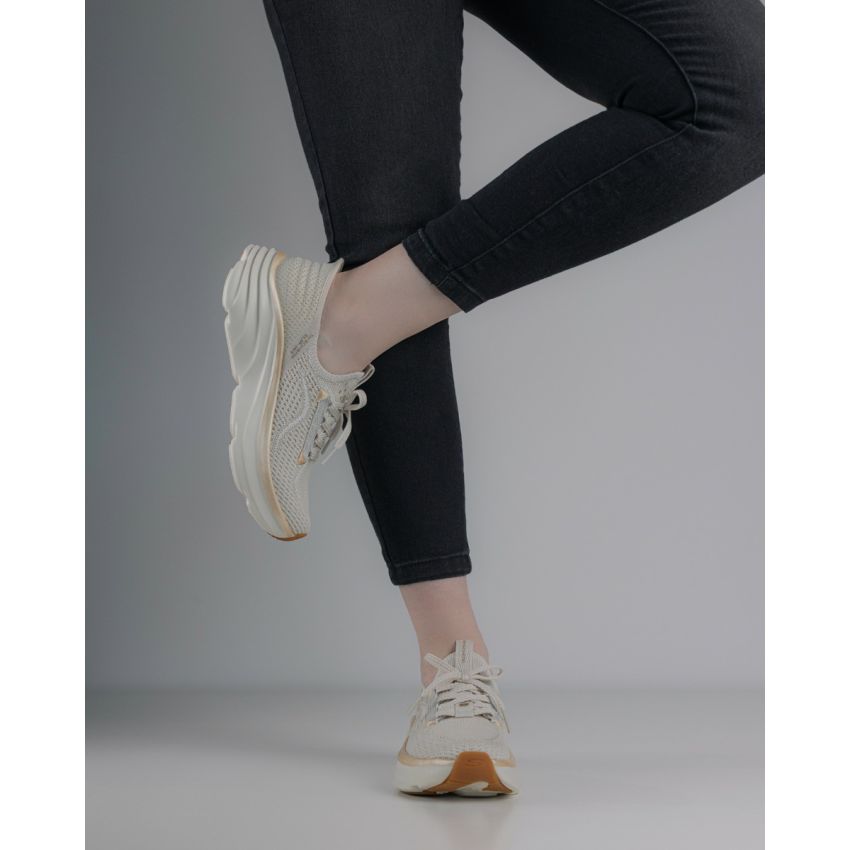 Skechers Slip-Ins - Relaxed Fit - D'Lux Vapor - Evening Glow bézs női bebújós cipő