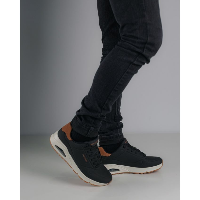 Skechers Uno - Suited On Air fekete férfi cipő