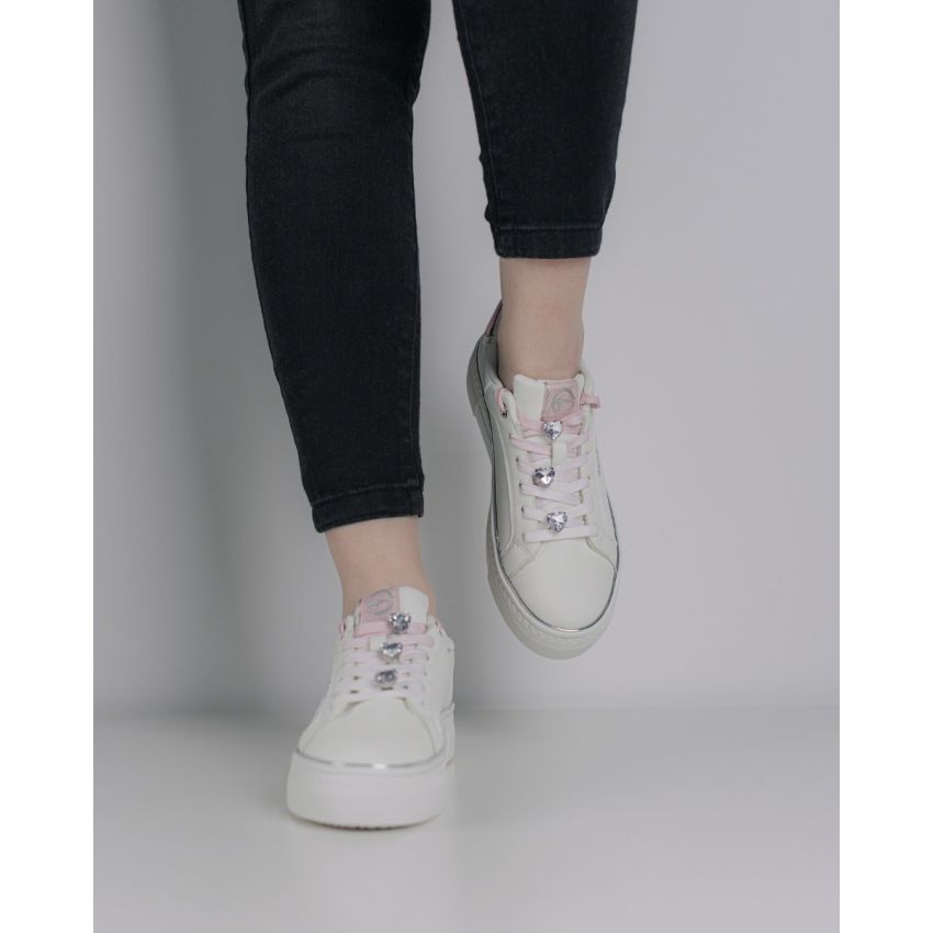 Tamaris fehér női cipő