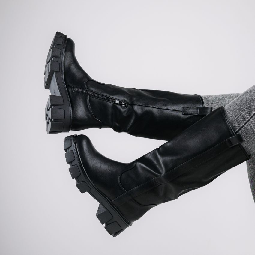 Monogrant - Corinna fekete női magasszárú csizma